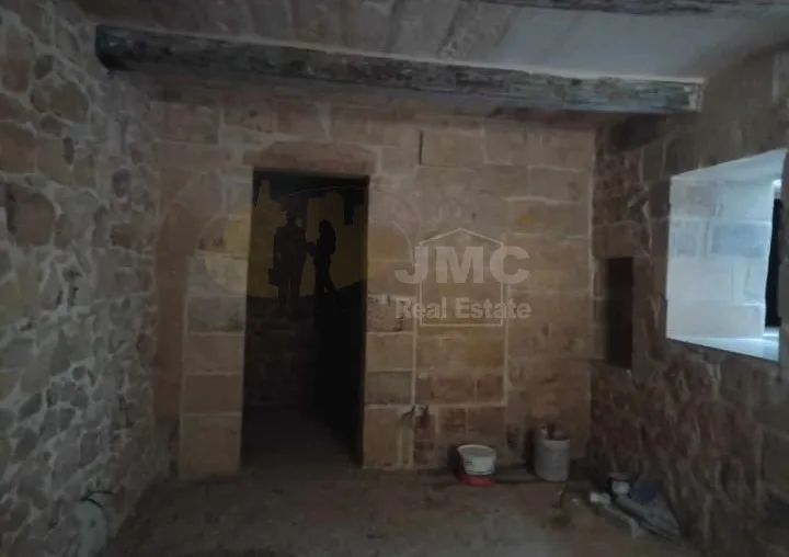 Zabbar finished maisonette