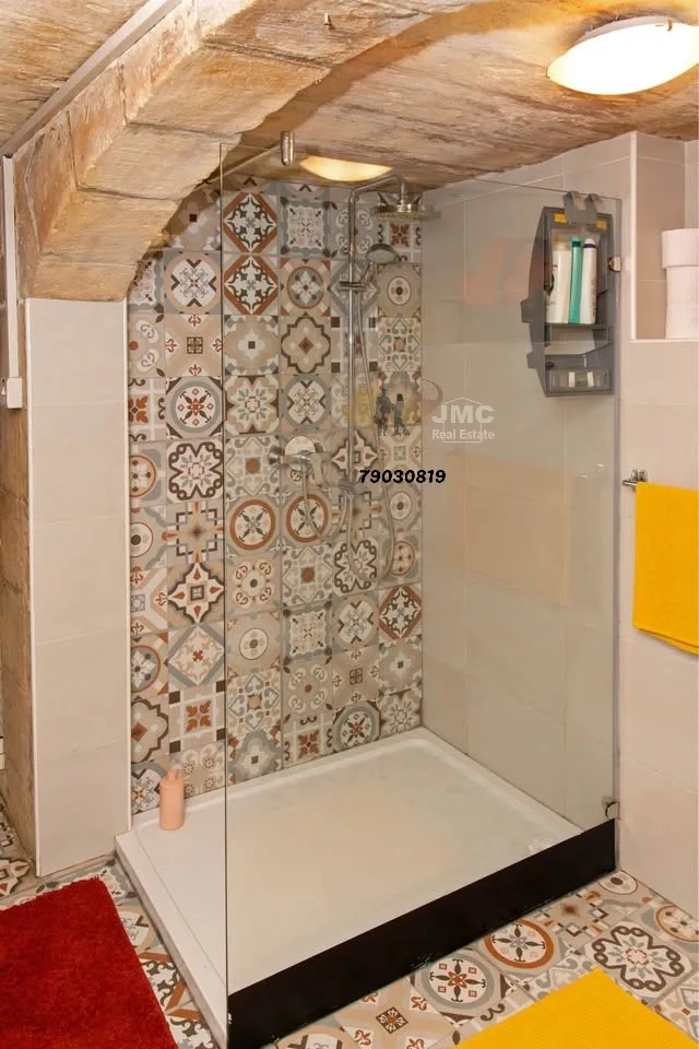 Photo 6 from the listing agency
