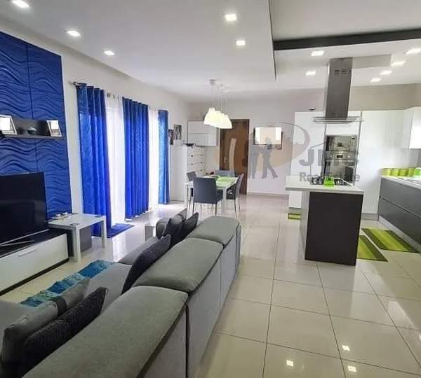Fgura fully furnished 3 bedroom penthouse with large terrace