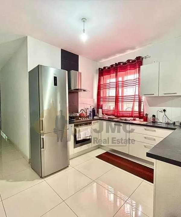 Tarxien fully furnished 3 bedroom apartment