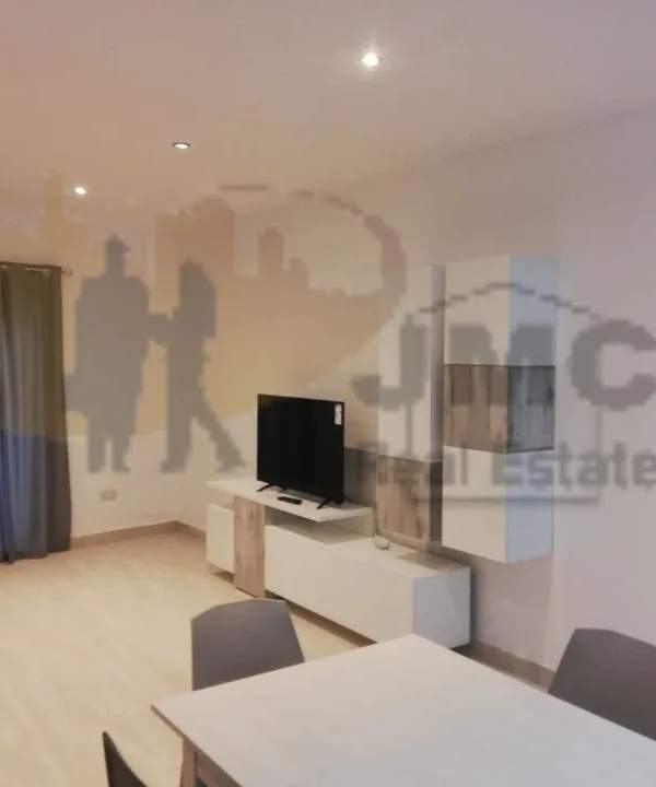 Qormi large fully furnished 3 bedroom apartment