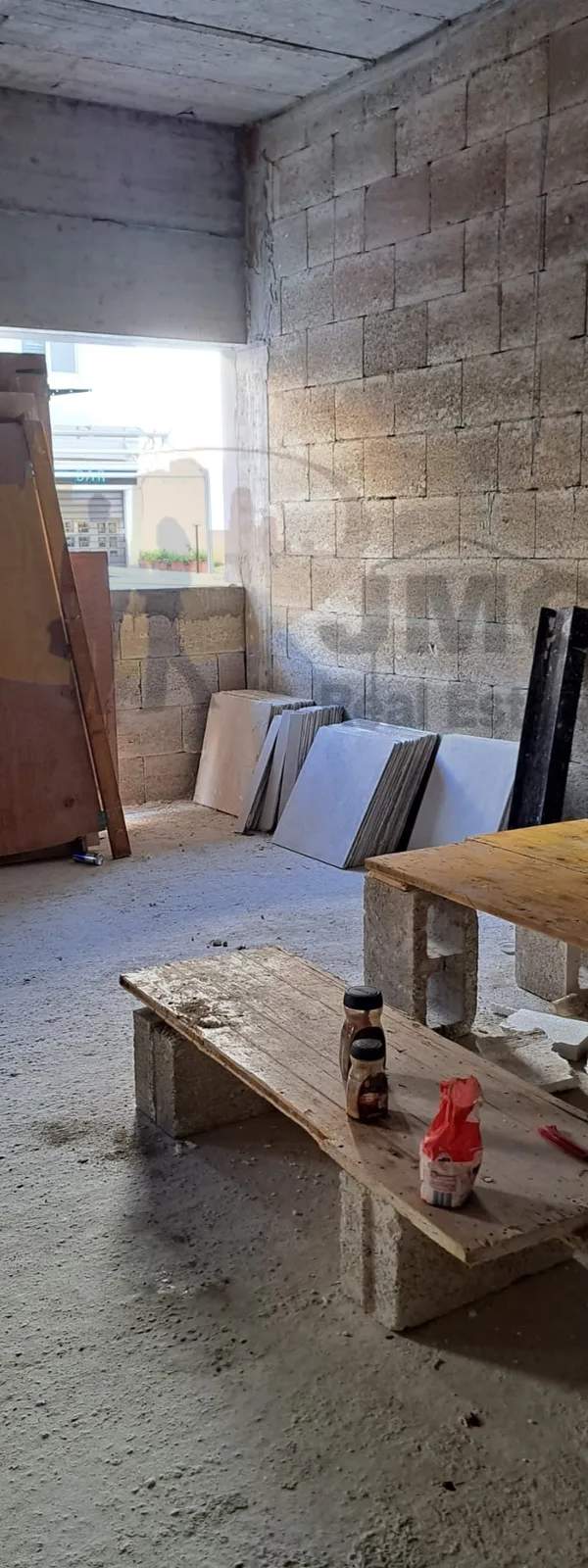 Qawra centrally located Commercial Premises