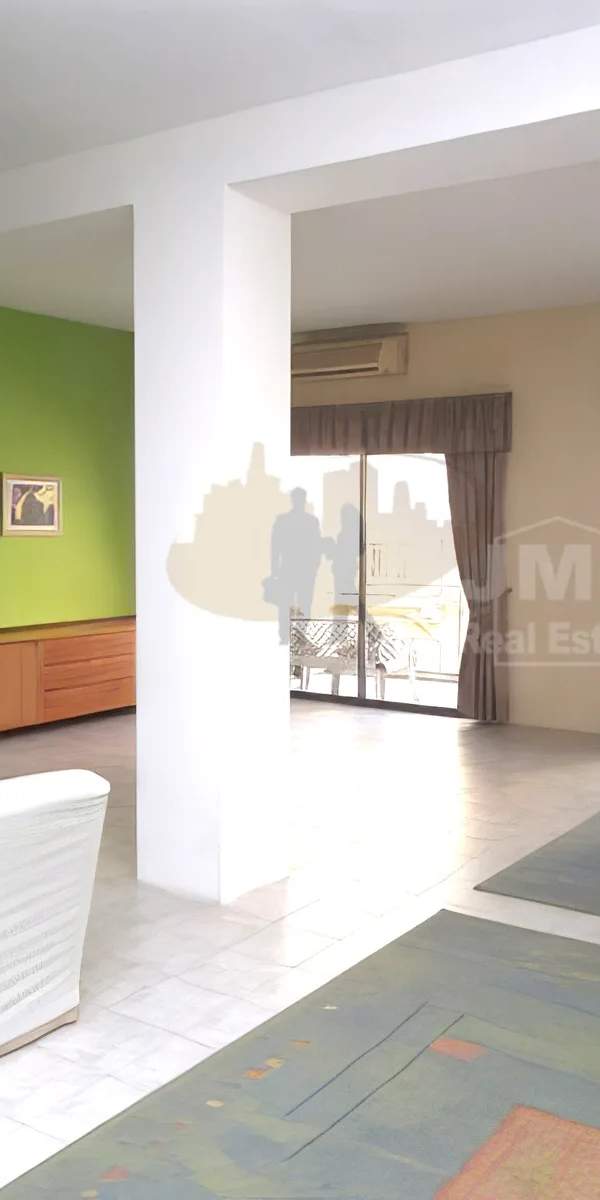Sliema-Tigne large 3 bedroom apartment including car space