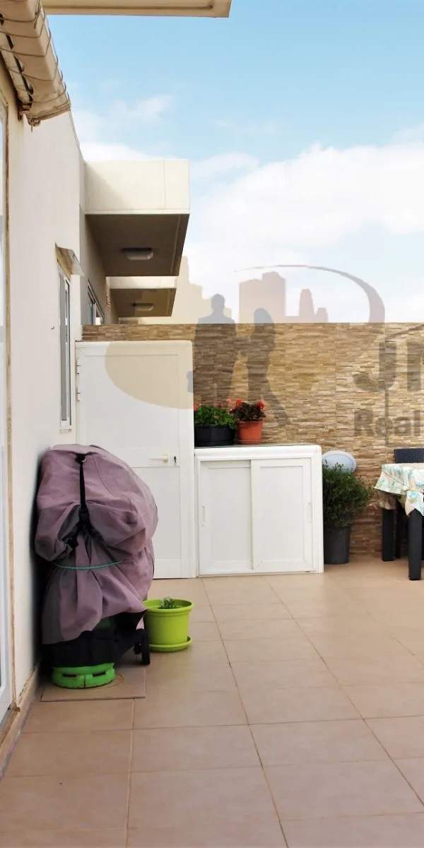 Ghaxaq partly furnished 3 bedroom penthouse