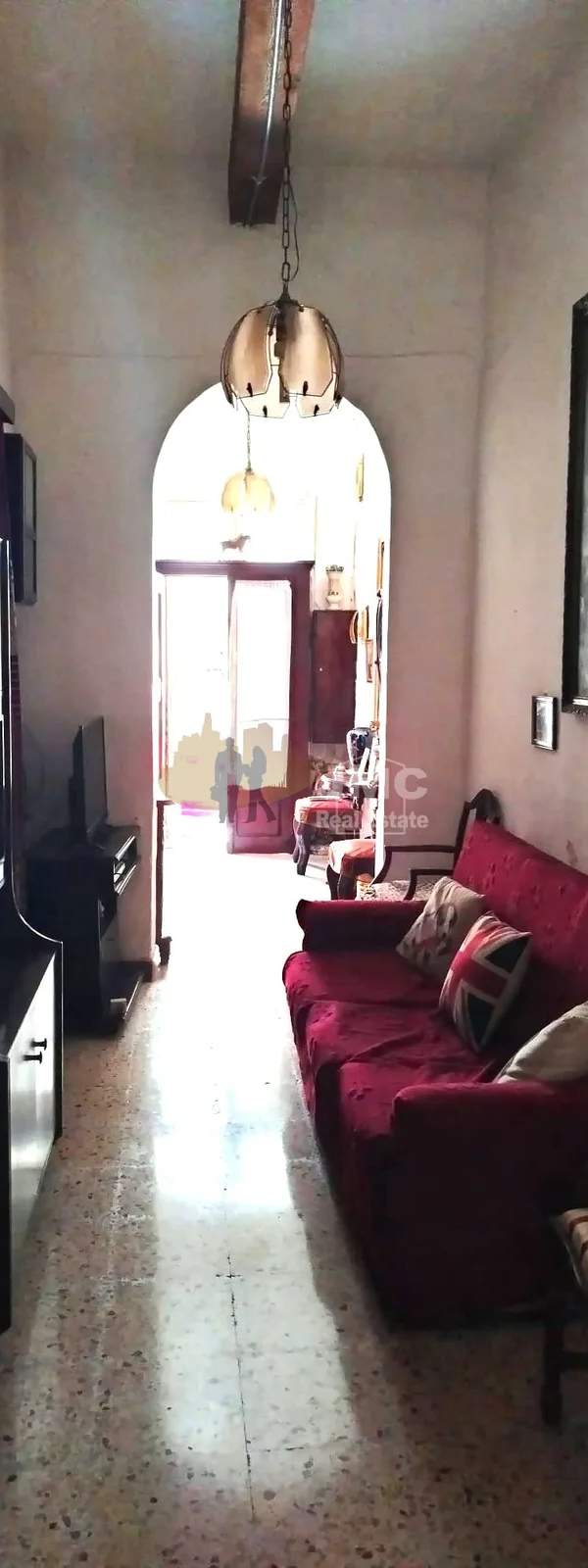 Paola 40 feet by 20 feet townhouse with airspace