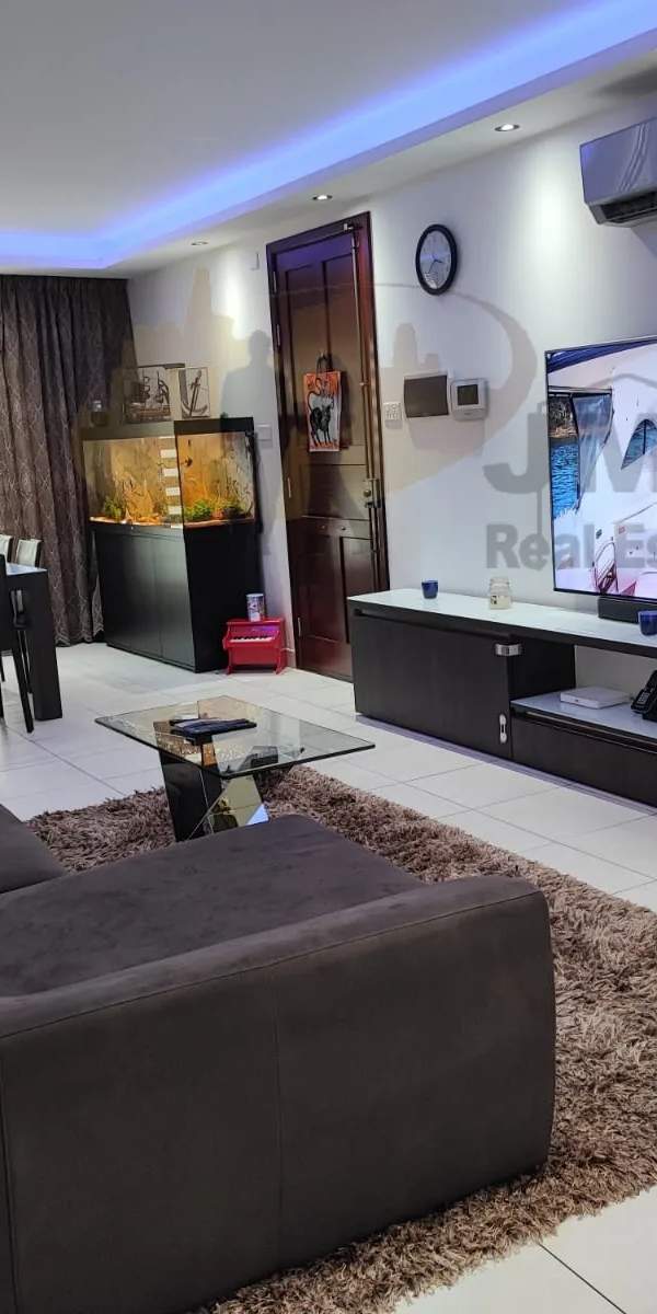 Qormi furnished 3 double bedroom first floor maisonette