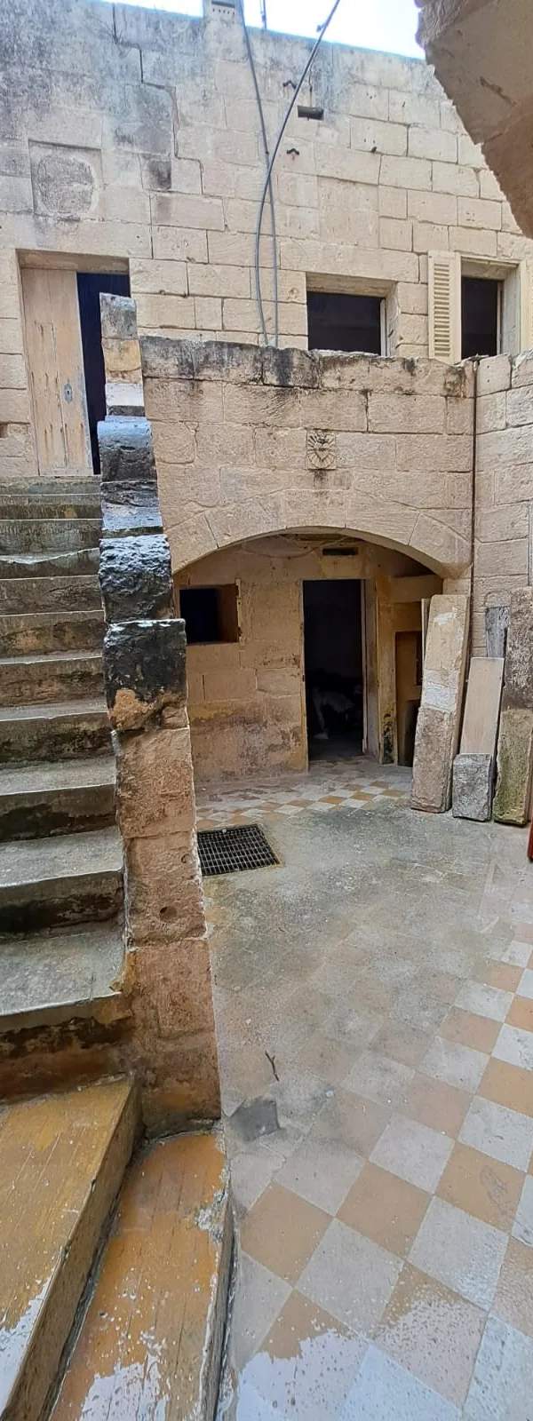 Rabat (Malta) large house of character