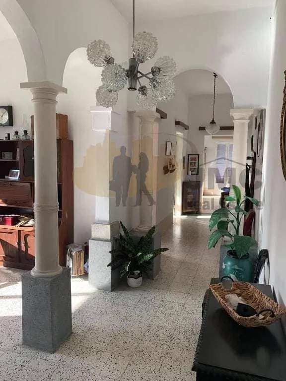 Paola partly furnished 3 double bedroom maisonette