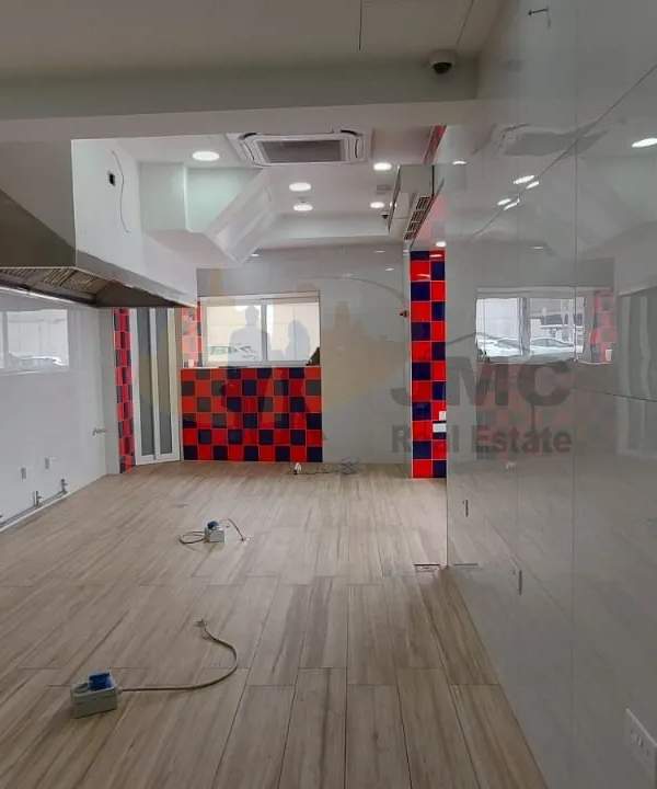 Marsa centrally located Class 4D shop