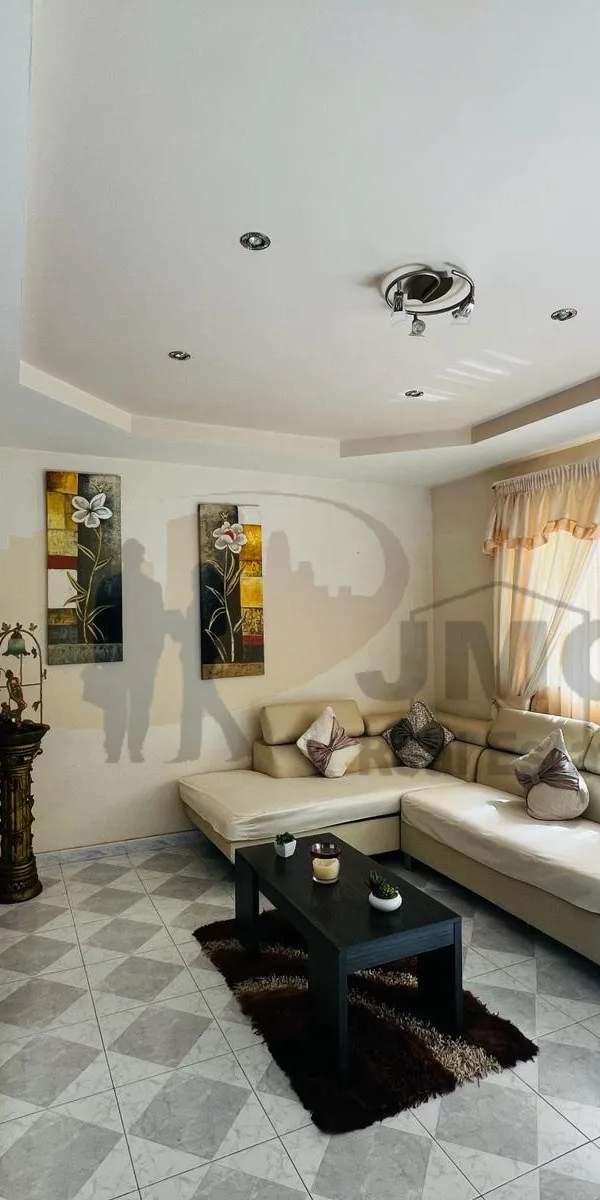 Fgura furnished 3 bedroom ground floor maisonette