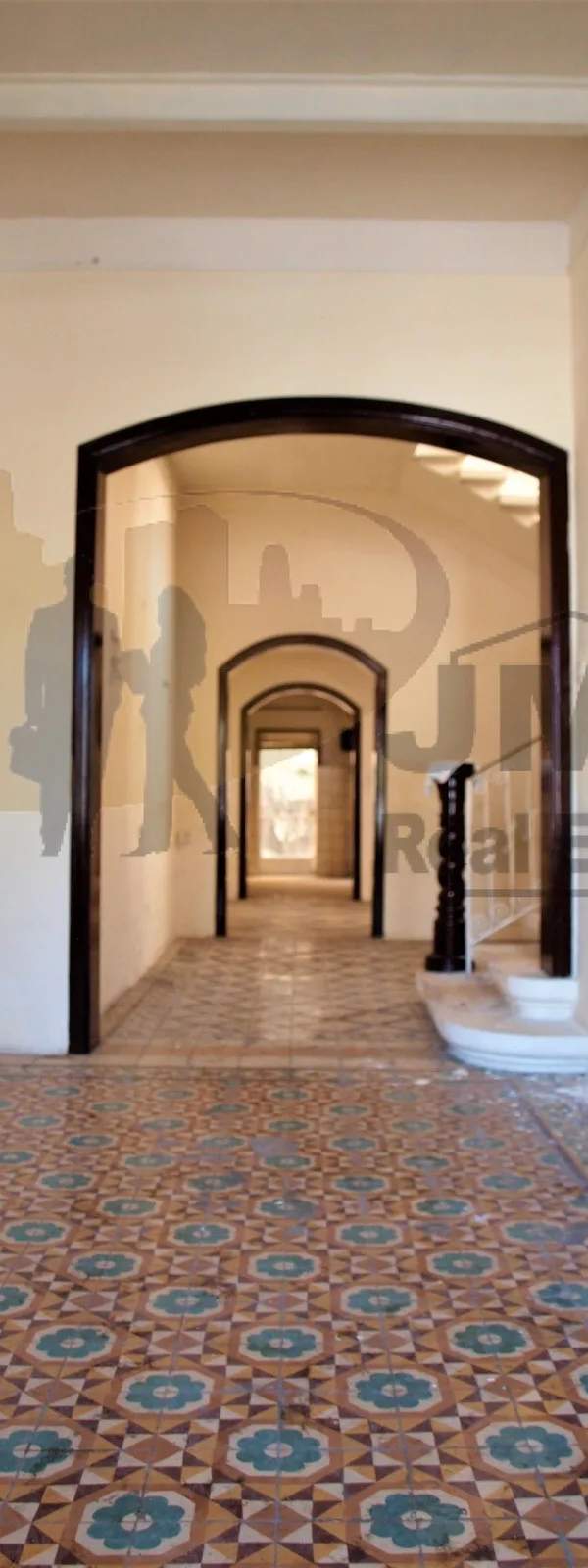 Birzebbugia large seafront townhouse