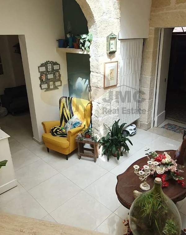 Mosta partly furnished house of character