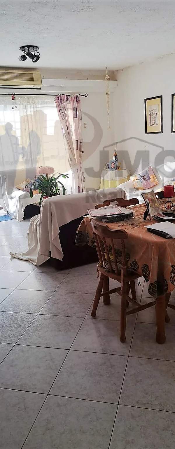 Qawra furnished 3 double bedroom apartment