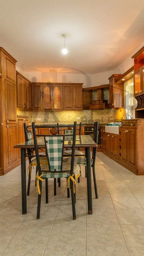 Marsascala finished 3-bedroom corner apartment