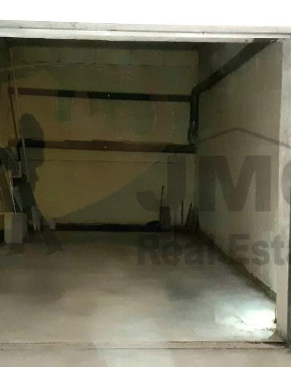 Qawra 1 car garage