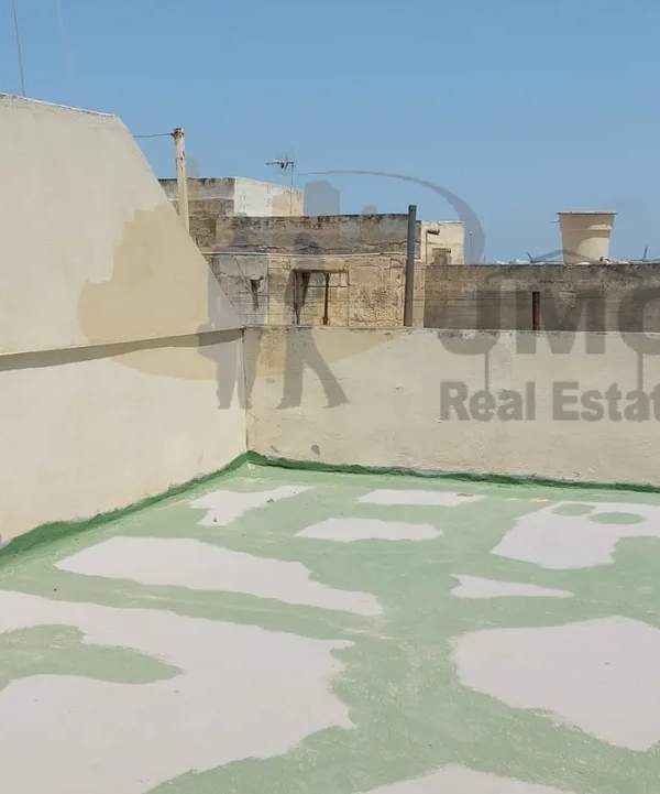 Qormi large 4 bedroom townhouse