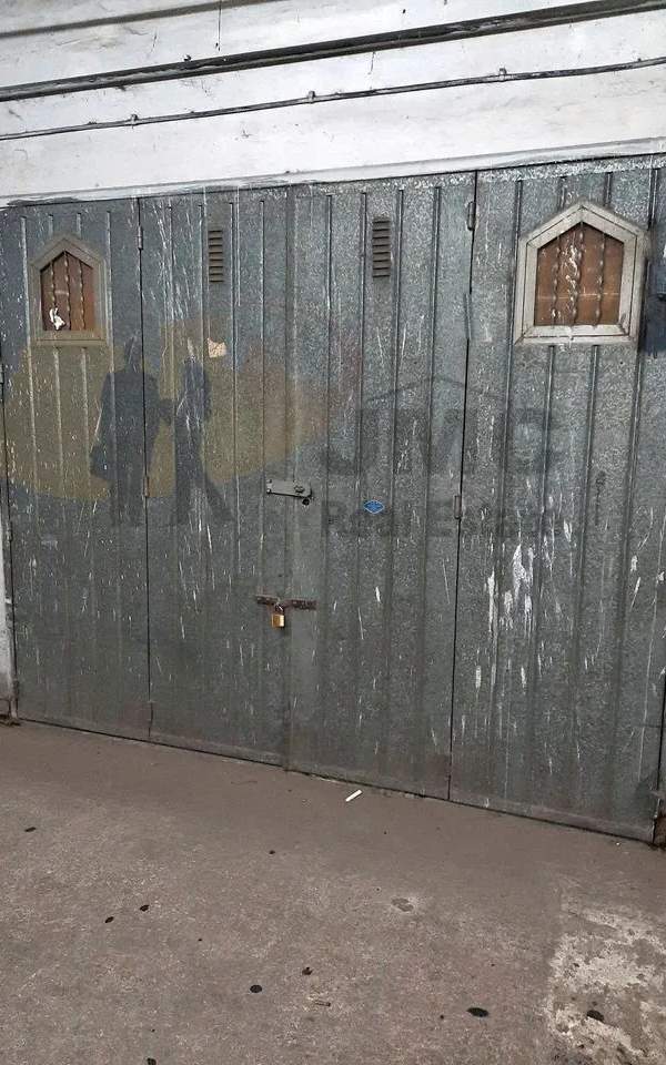 Marsa basement garage