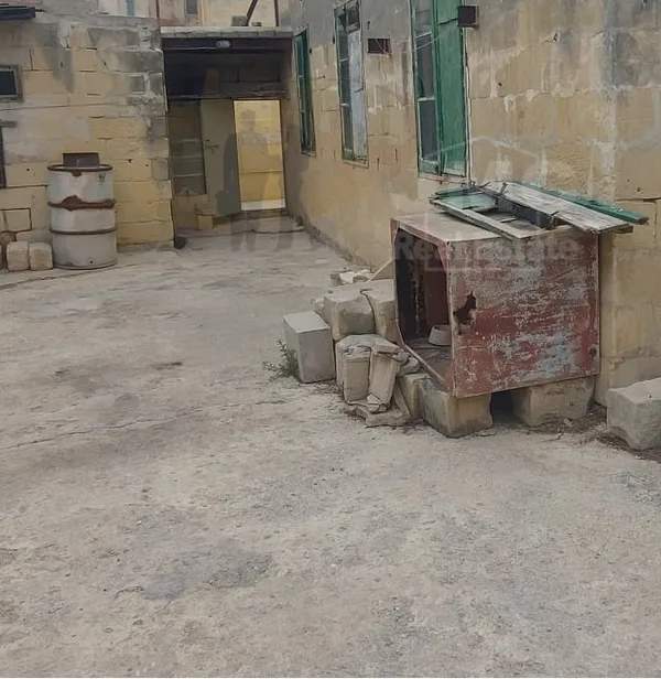 Marsa 225sqm farmhouse
