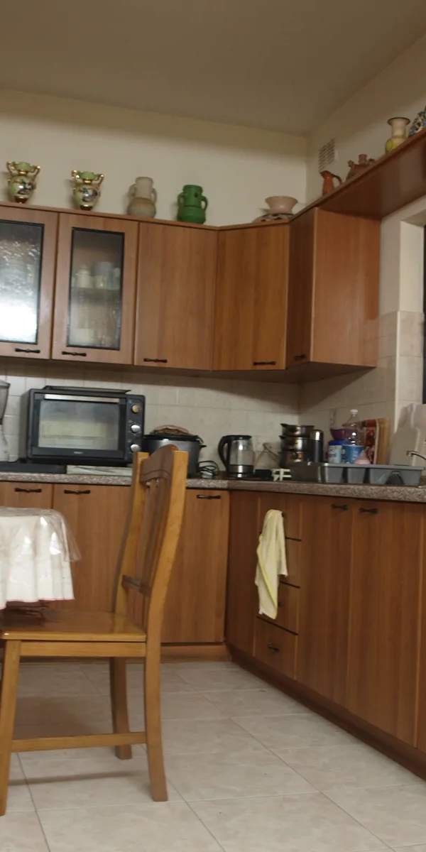 Mosta elevated partly furnished 3 bedroom maisonette