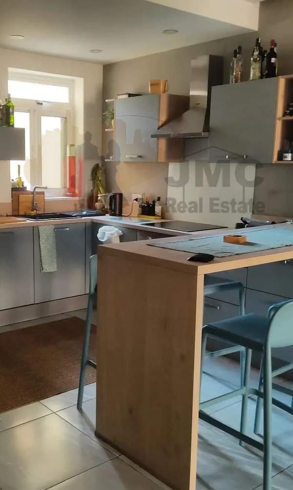 Hamrun partly furnished 2 bedroom first floor maisonette with airspace