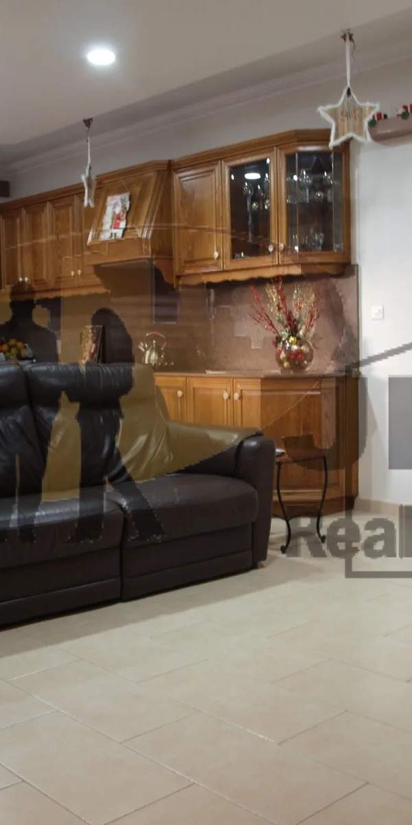 Tarxien partly furnished 3 bedroom apartment