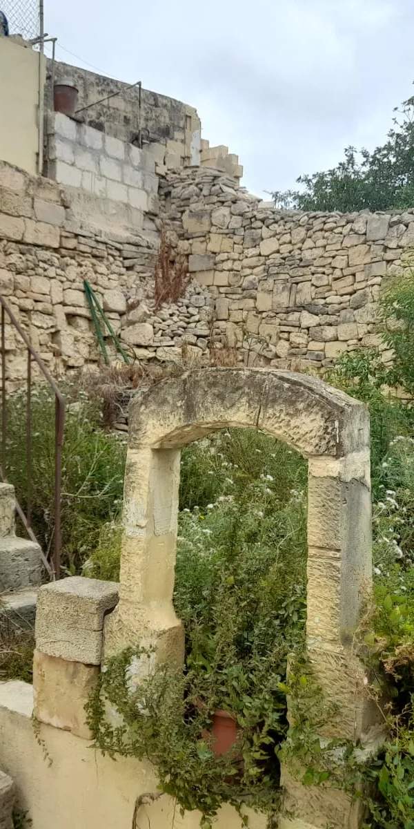 Zejtun 2 bedroom townhouse with own roof & airspace