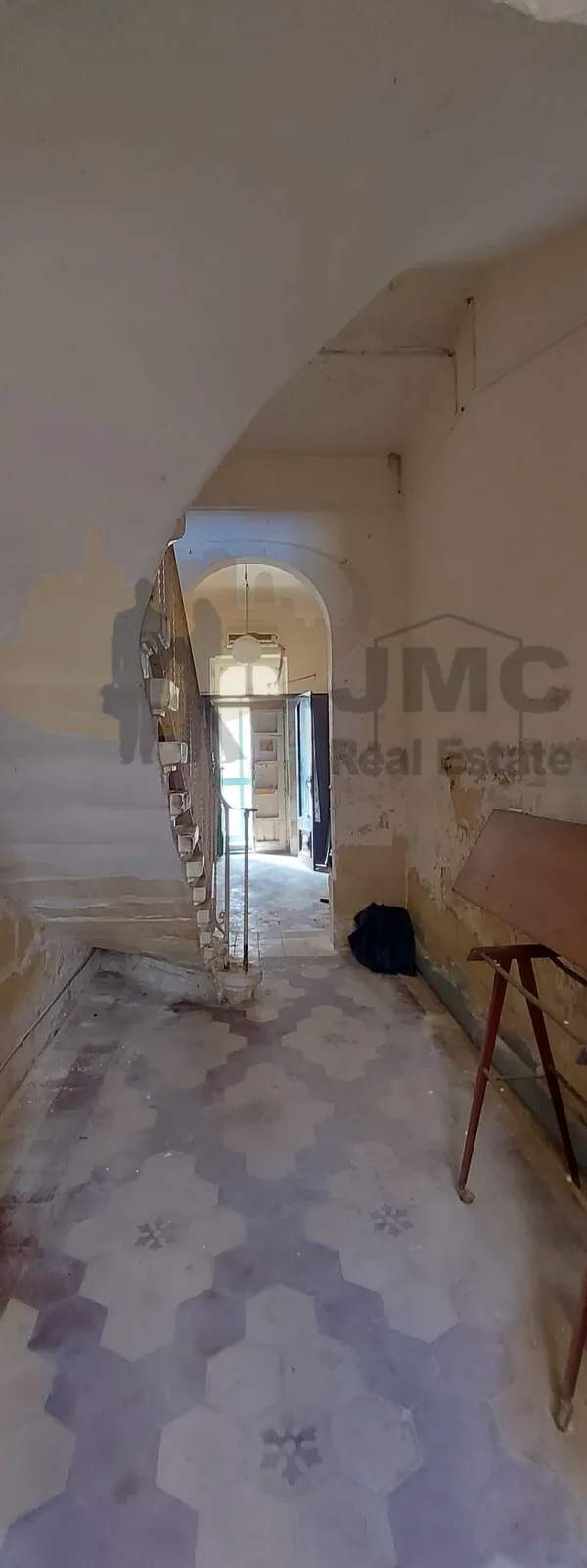 Birzebbugia first floor 4 bedroom townhouse with airspace (4+1 area)