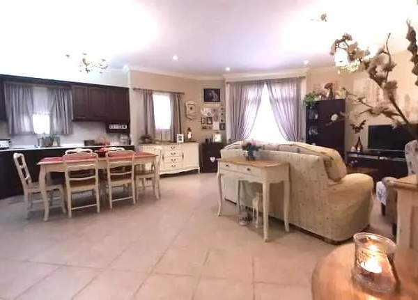 Mosta partly furnished 3 bedroom maisonette