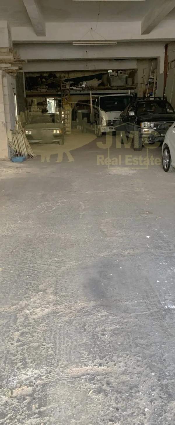 Lija large street level garage