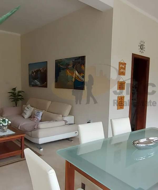 Fgura furnished 3 bedroom maisonette with airspace