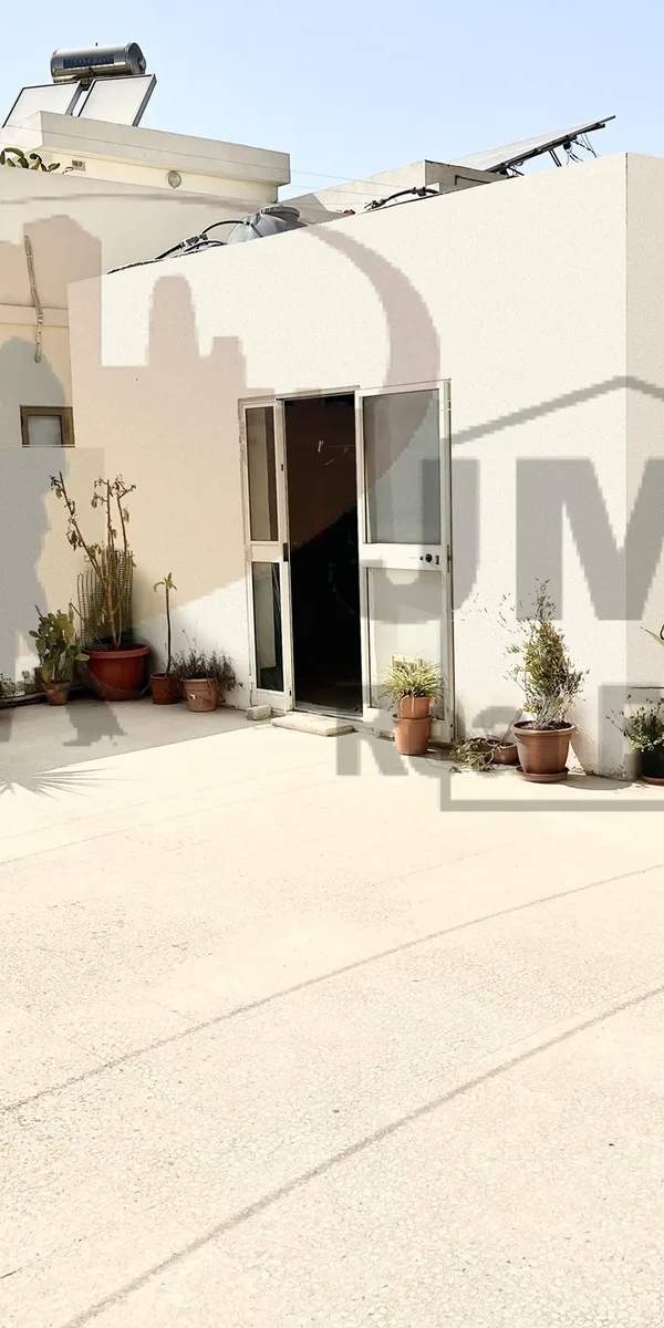 Mosta furnished elevated ground floor maisonette with valley view