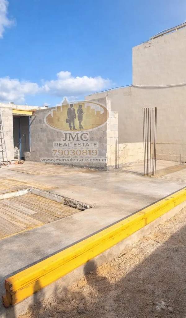 Balzan large 3 bedroom apartment