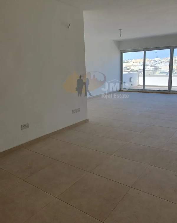 Balzan finished 3 bedroom penthouse