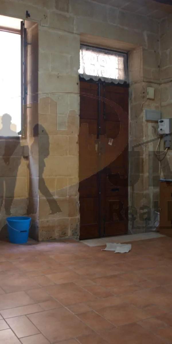 Bormla (Cospicua) finished 2 bedroom maisonette