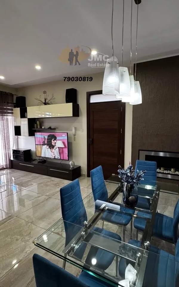 Santa Venera fully furnished 3 double bedroom penthouse with garage