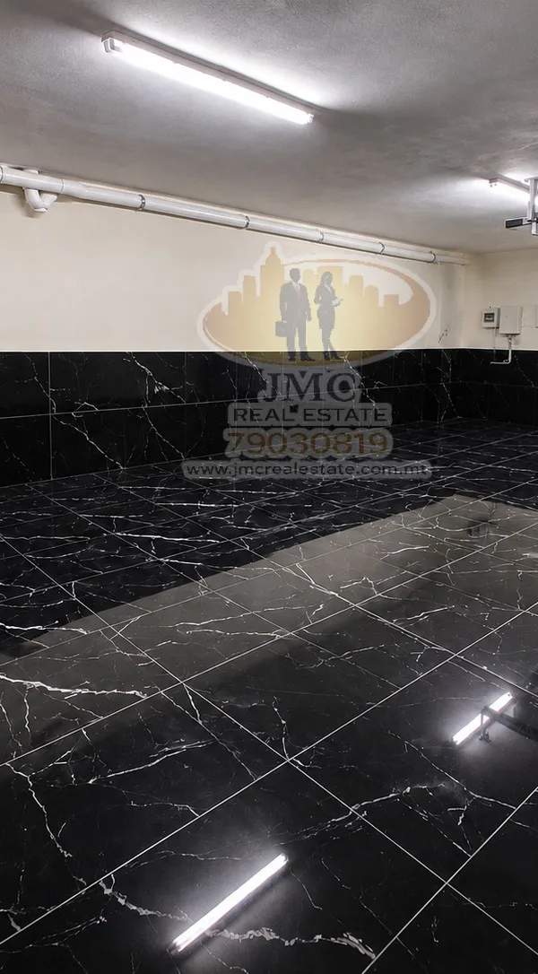 Attard 4-car garage