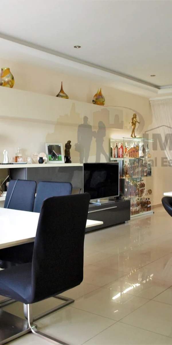 Qormi furnished 3 bedroom penthouse