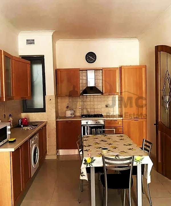 St.Paul's Bay 3 bedroom apartment