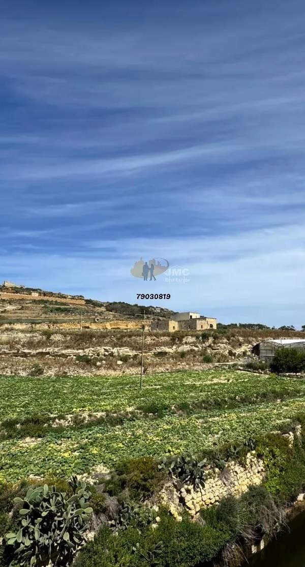 Victoria (Gozo) penthouse with ODZ views