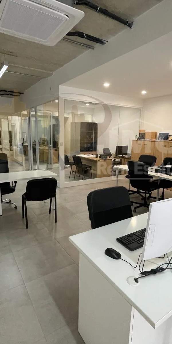 Gzira/Msida Commercial premises with offices, showroom, warehouse, garage & workshop