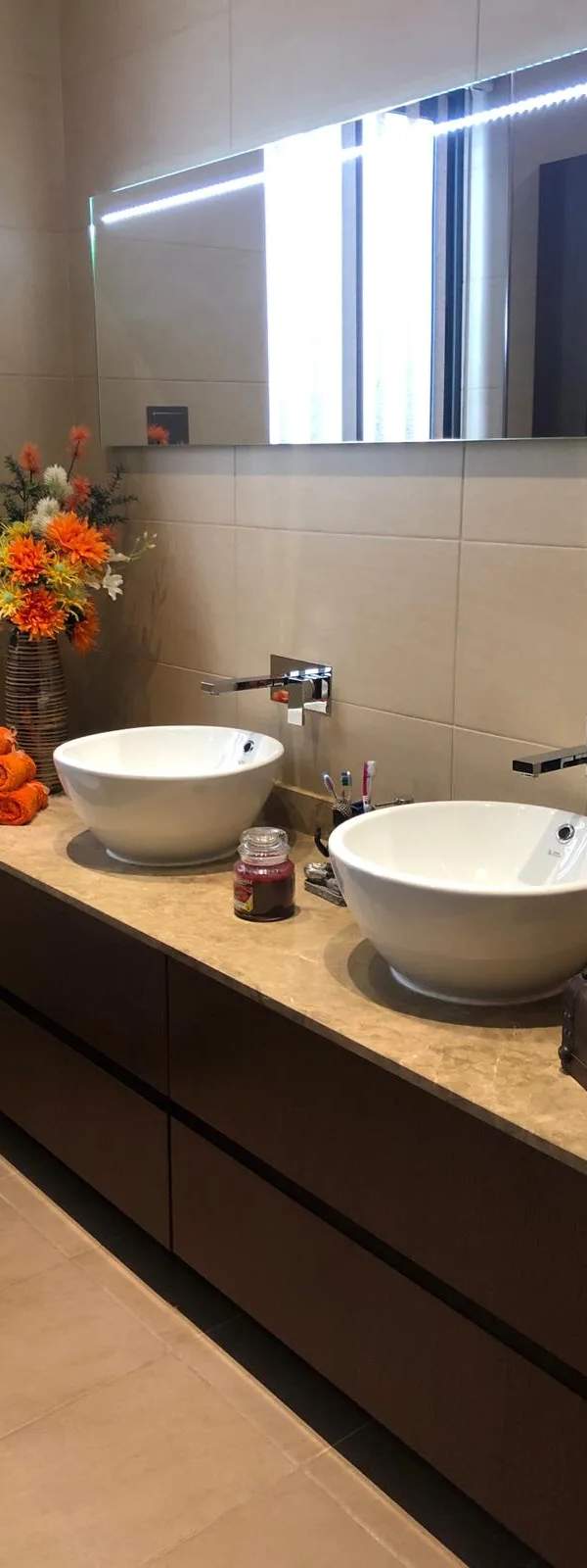 Zabbar fully designer furnished 3 bedroom penthouse with open views
