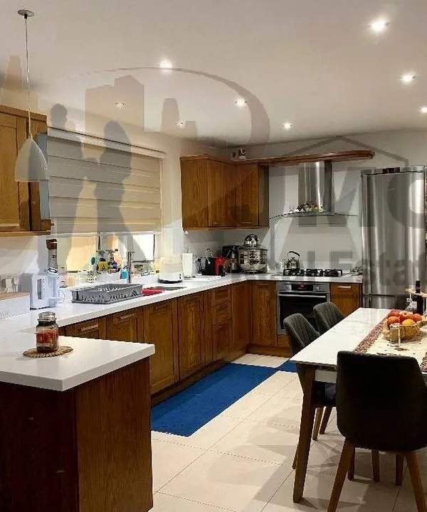 Fgura fully furnished 3 bedroom elevated ground floor maisonette