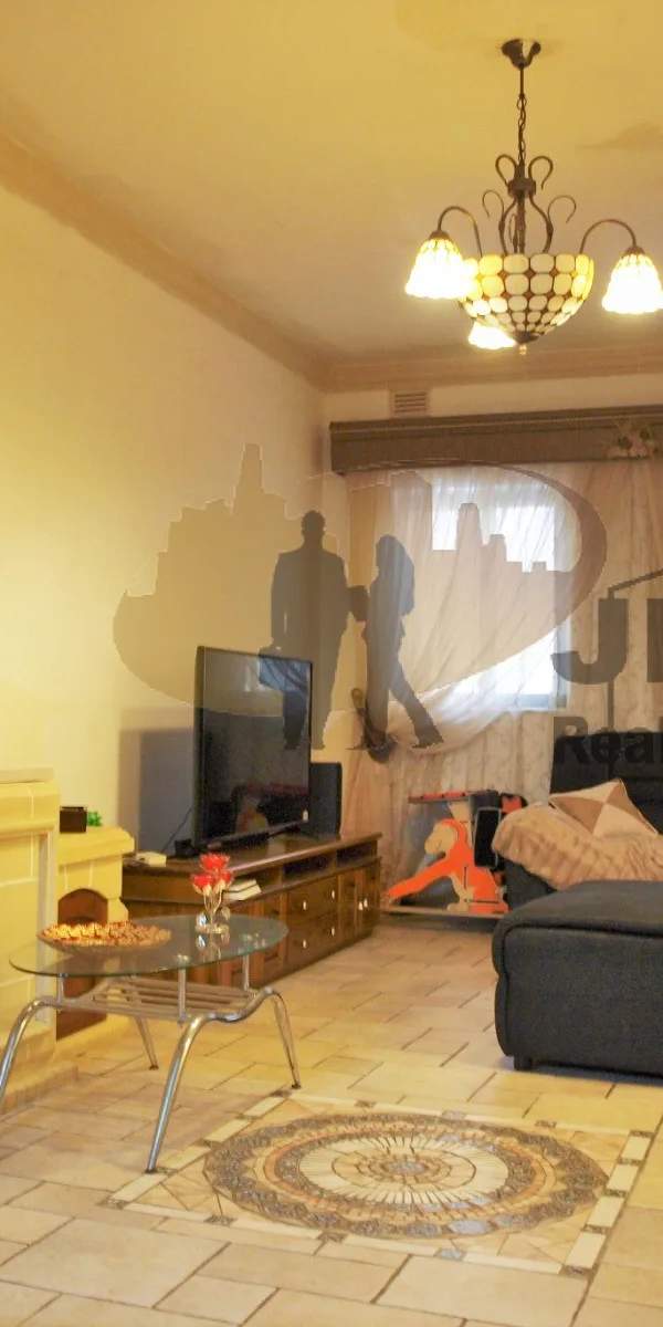 Marsascala furnished 3 bedroom maisonette with backyard