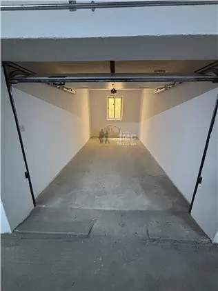 Birkirkara 1-Car Garage