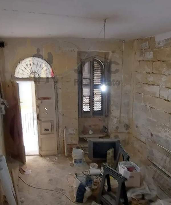 Bormla (Cospicua) townhouse