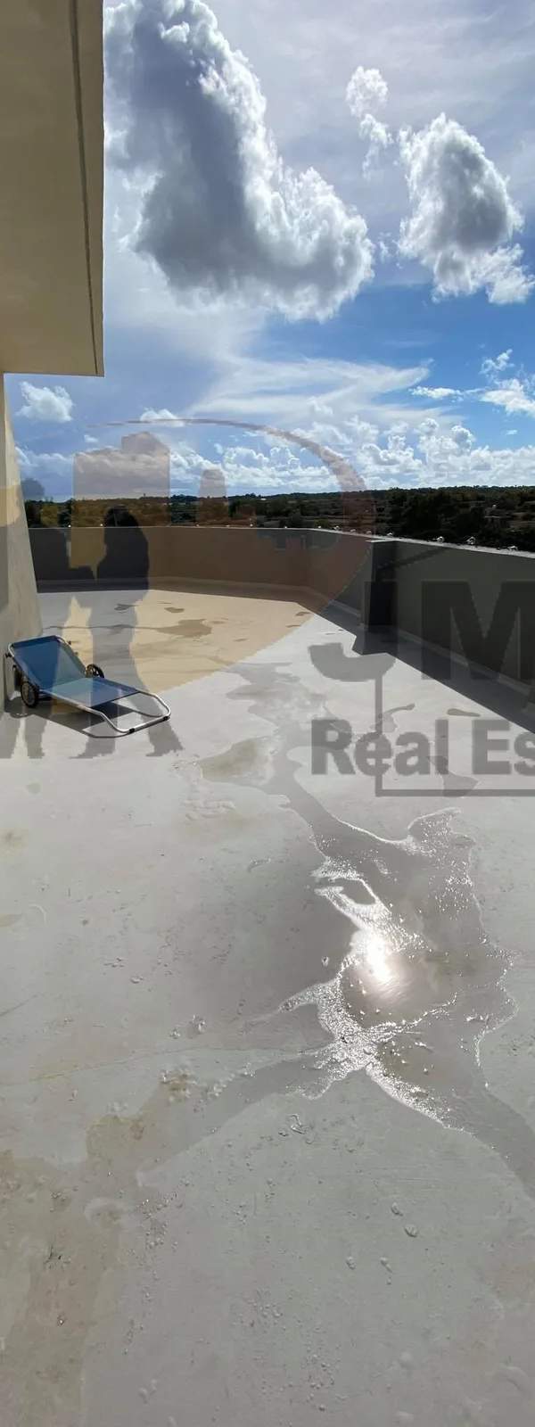Gudja highly finished & furnished 2 bedroom penthouse with green view