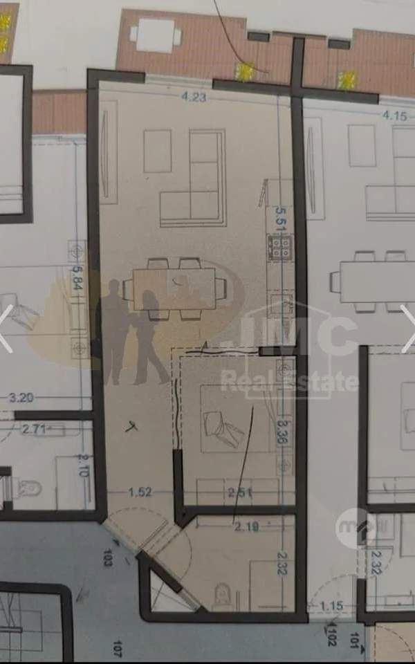 St.Pauls Bay apartment with side views