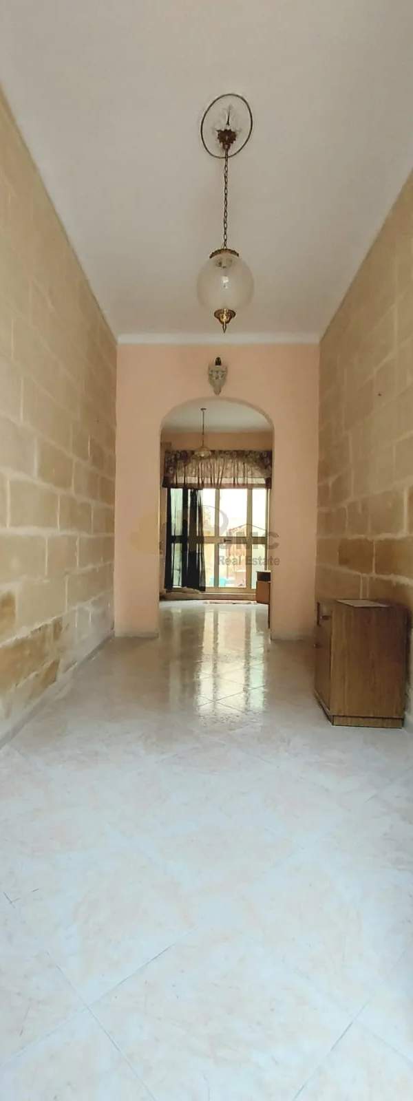 Tarxien maisonette with garage