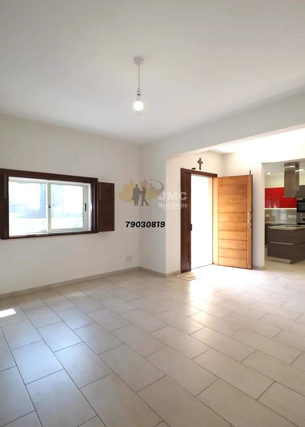 Mriehel semi detached Villa with garage