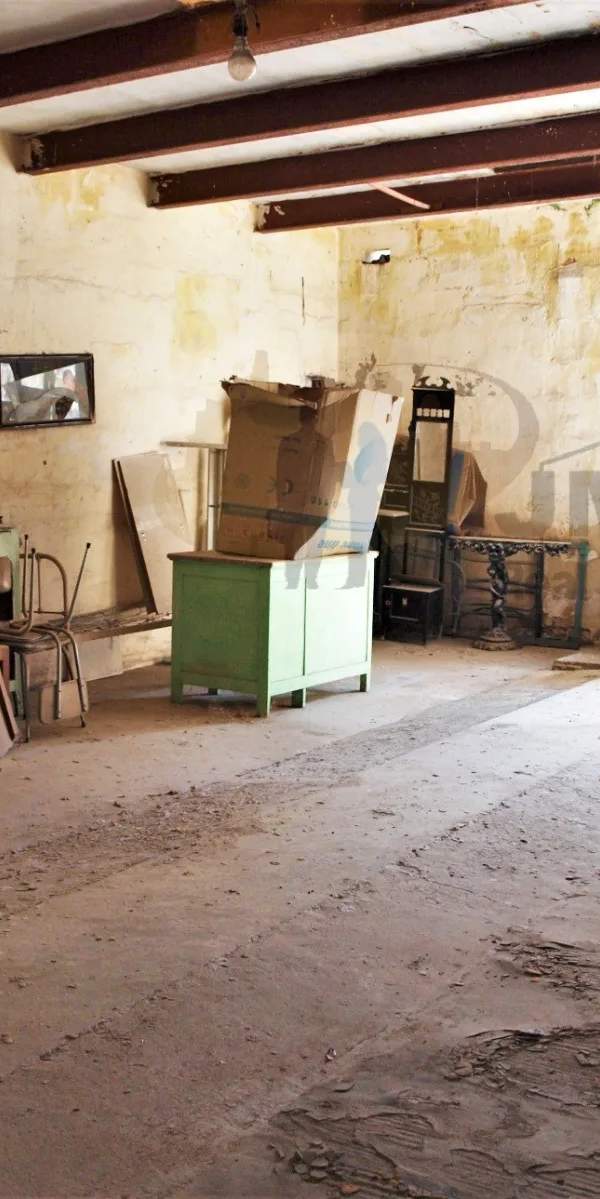 Marsa large ground floor maisonette with garden & airspace